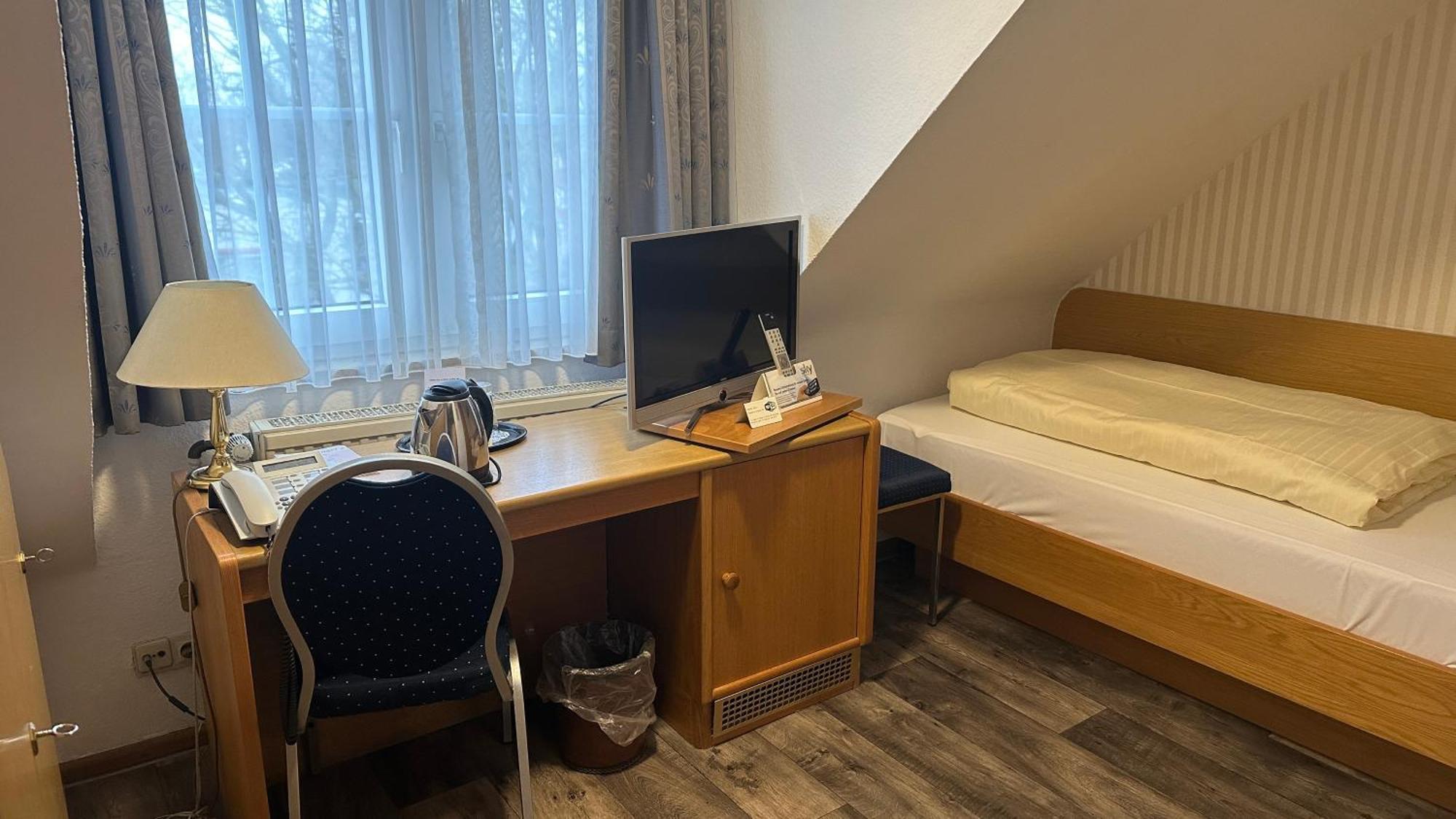 Hotel Benger Крефельд Экстерьер фото